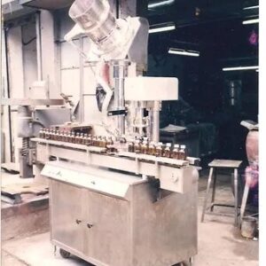 Semi Automatic Liquid Filling Machine